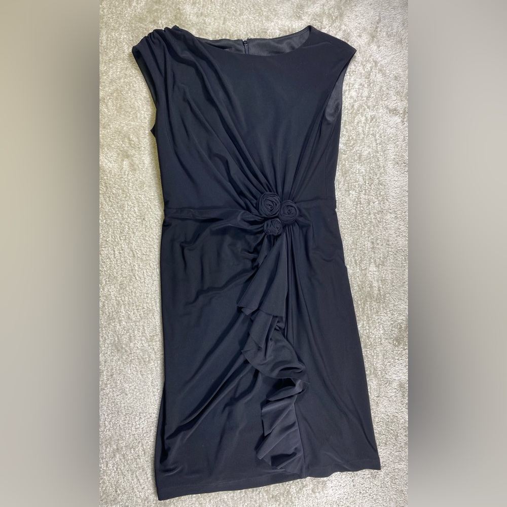 Jones, New York Women’s Dress Size 8 Black Sleeveless Flower Detail Used # 104